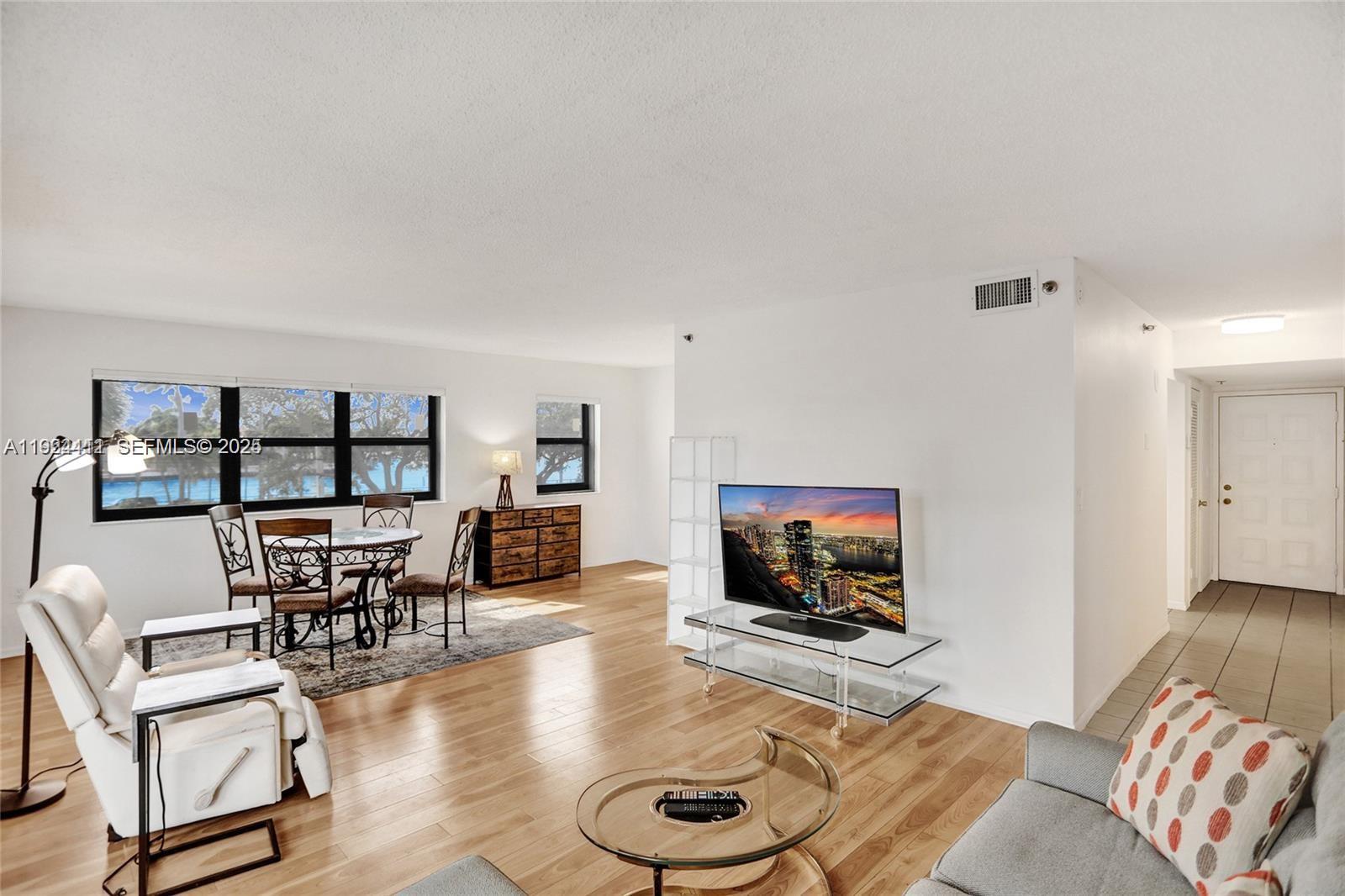 SUMMIT CONDO - Residential Lease