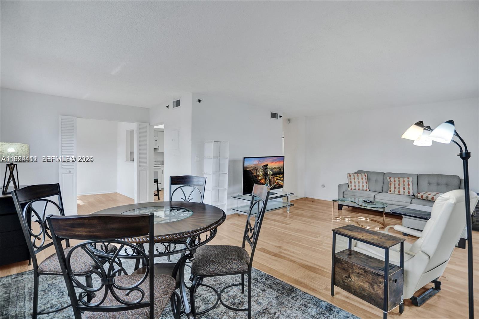 SUMMIT CONDO - Residential Lease