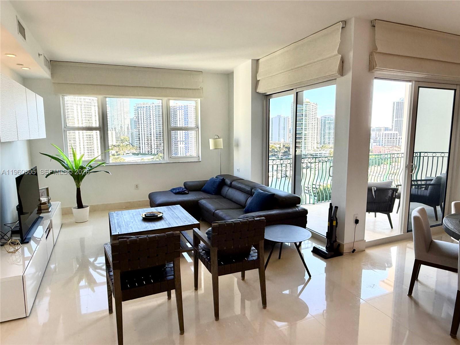 TURNBERRY VILLAGE SO TOWE - Residential