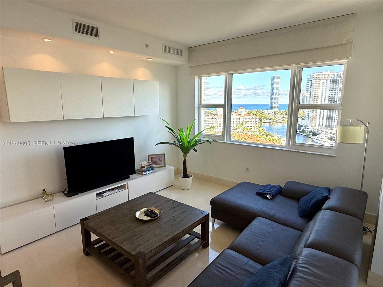 TURNBERRY VILLAGE SO TOWE - Residential