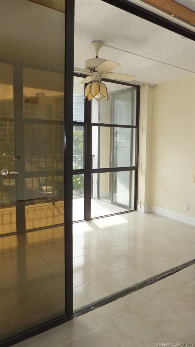 OCEANVIEW PARK CONDO - Residential Lease