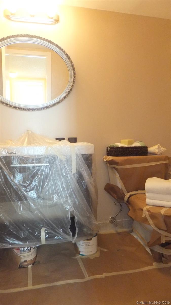 OCEANVIEW PARK CONDO - Residential Lease