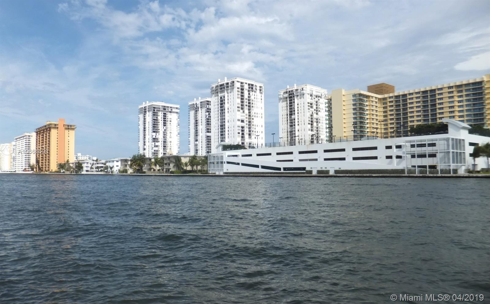 OCEANVIEW PARK CONDO - Residential Lease