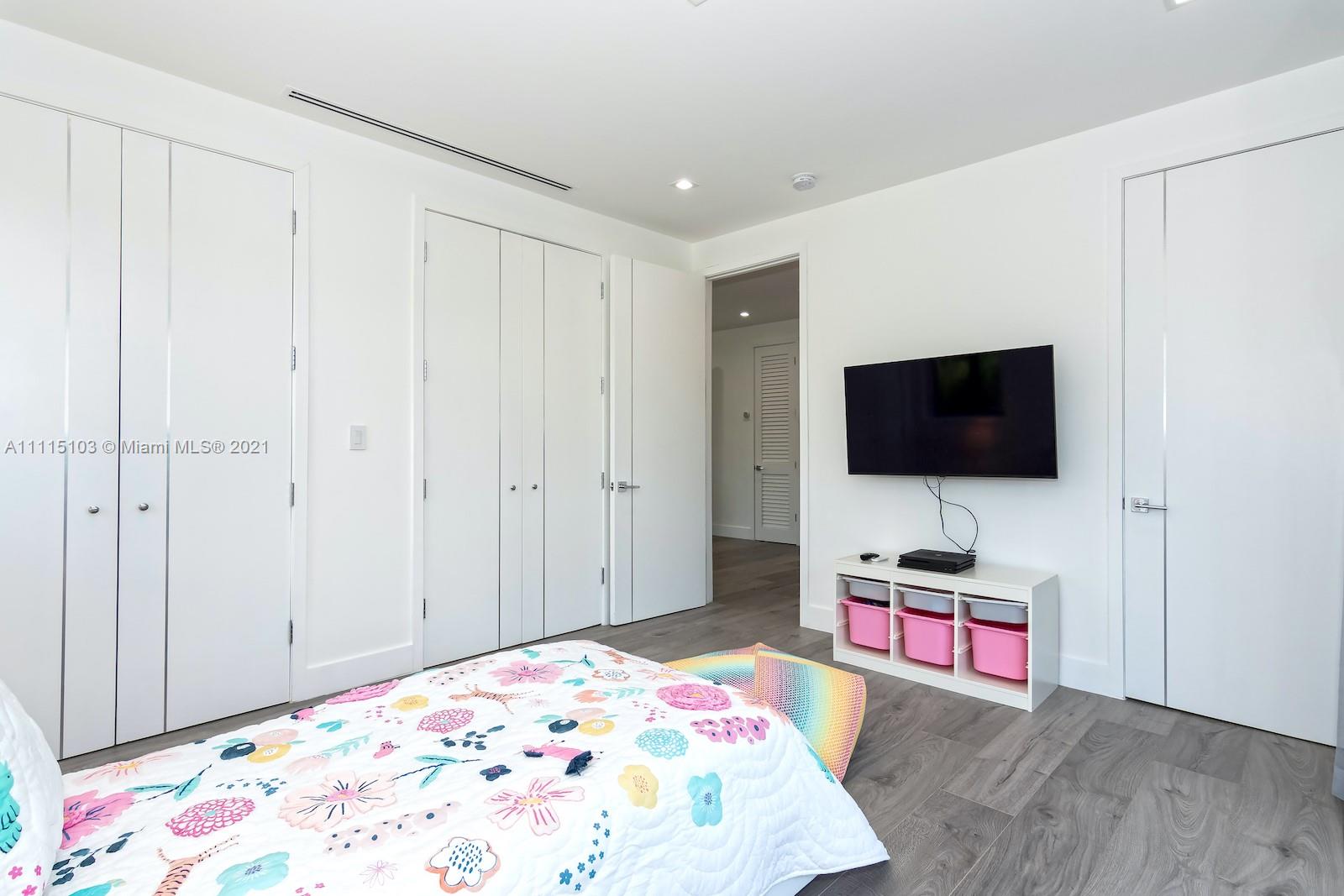 NAUTILUS EXTENSION 4TH - Residential