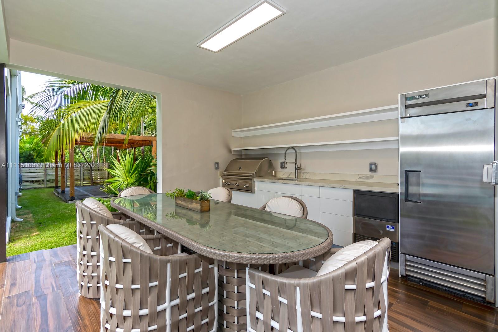 NAUTILUS EXTENSION 4TH - Residential