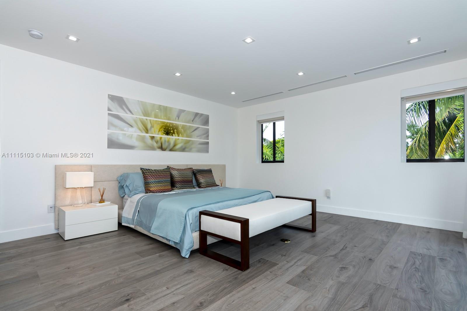 NAUTILUS EXTENSION 4TH - Residential