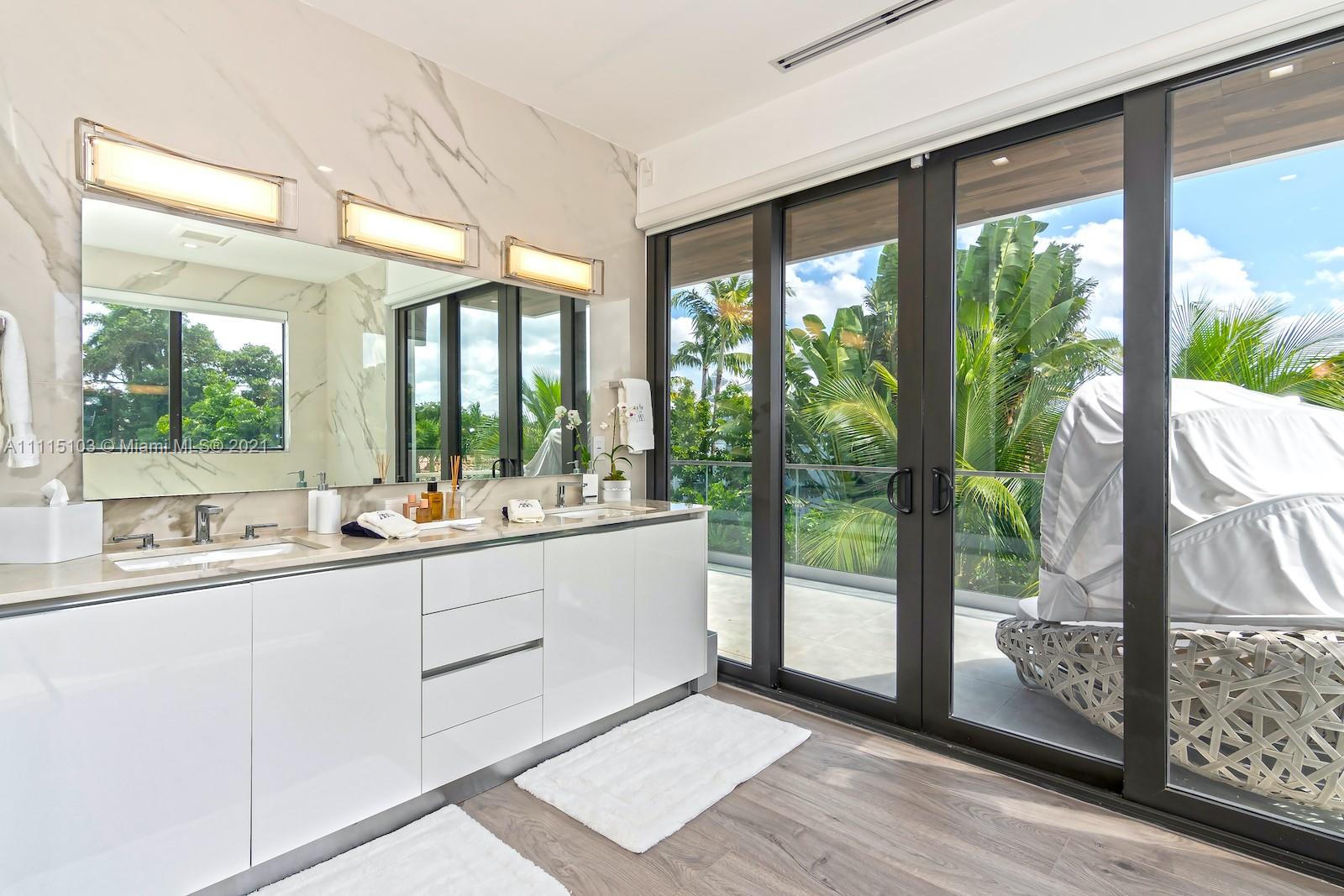 NAUTILUS EXTENSION 4TH - Residential