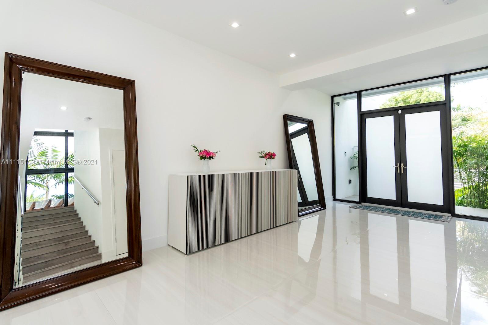 NAUTILUS EXTENSION 4TH - Residential