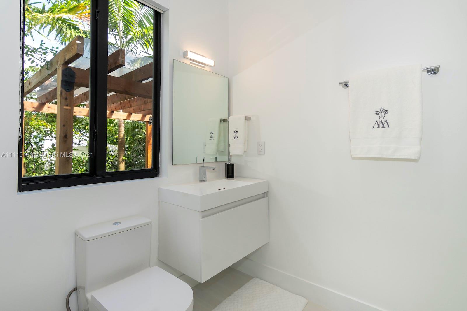 NAUTILUS EXTENSION 4TH - Residential