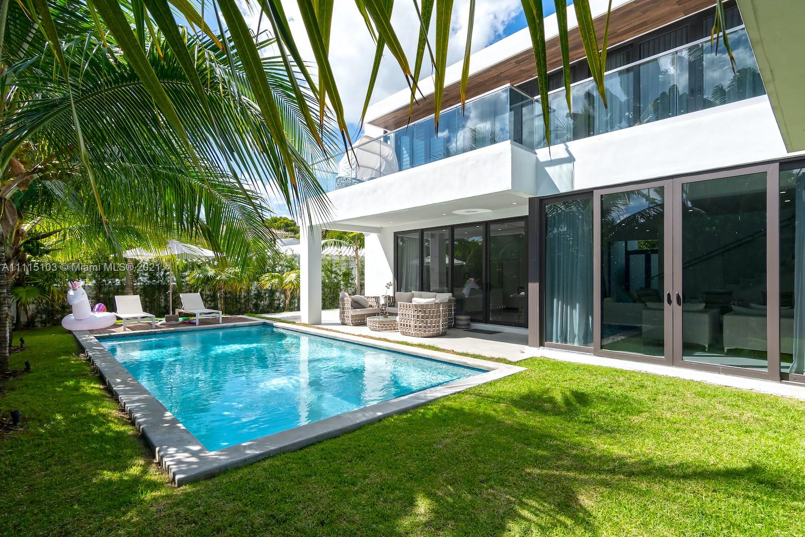 NAUTILUS EXTENSION 4TH - Residential