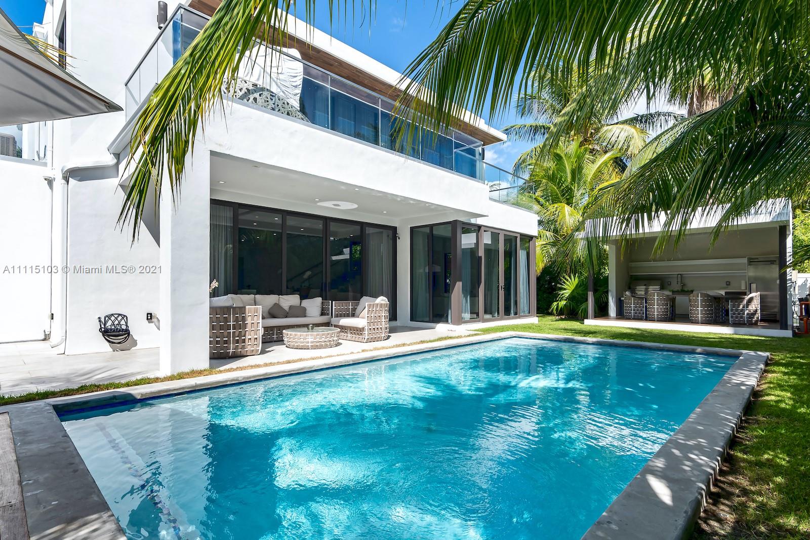 NAUTILUS EXTENSION 4TH - Residential