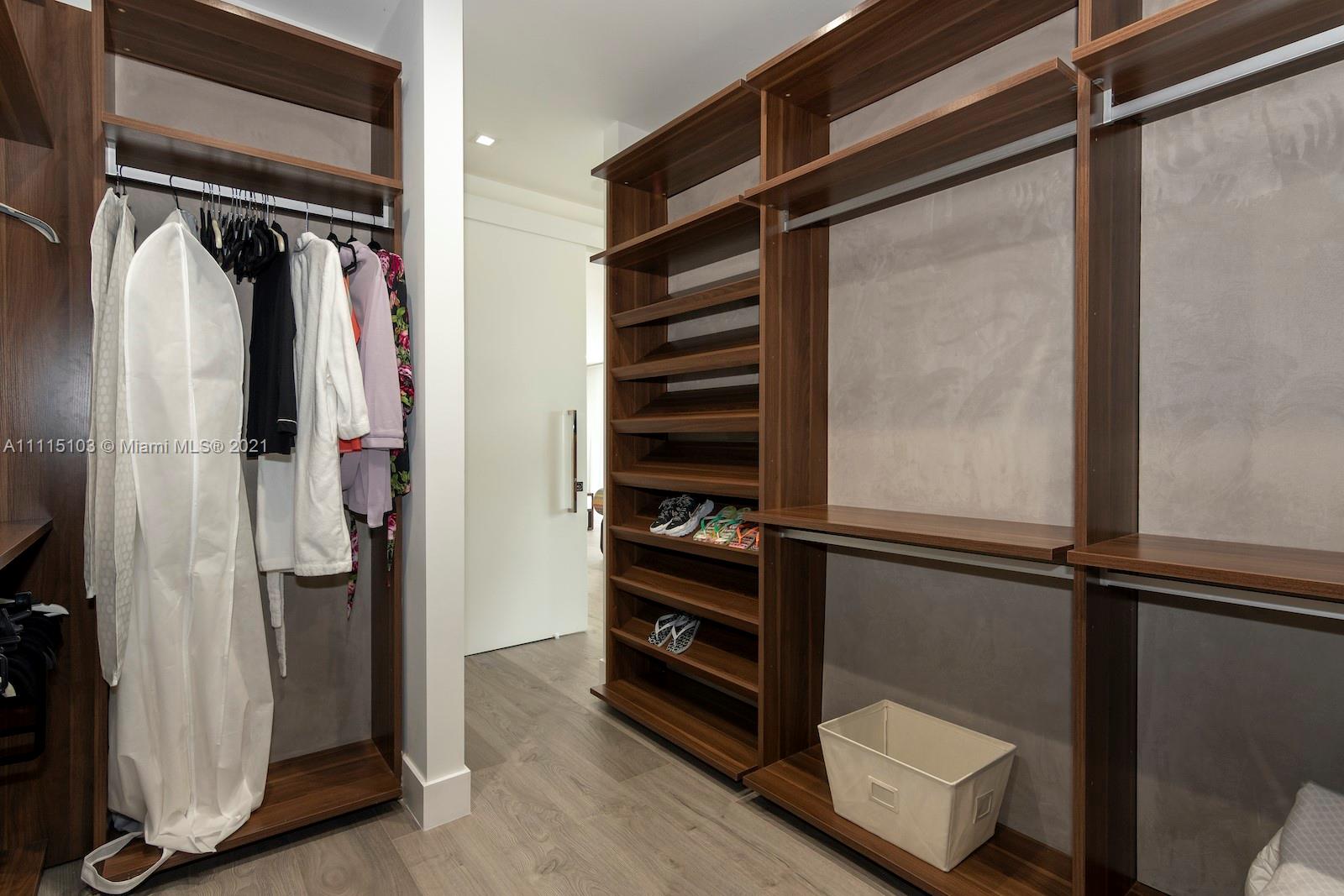 NAUTILUS EXTENSION 4TH - Residential