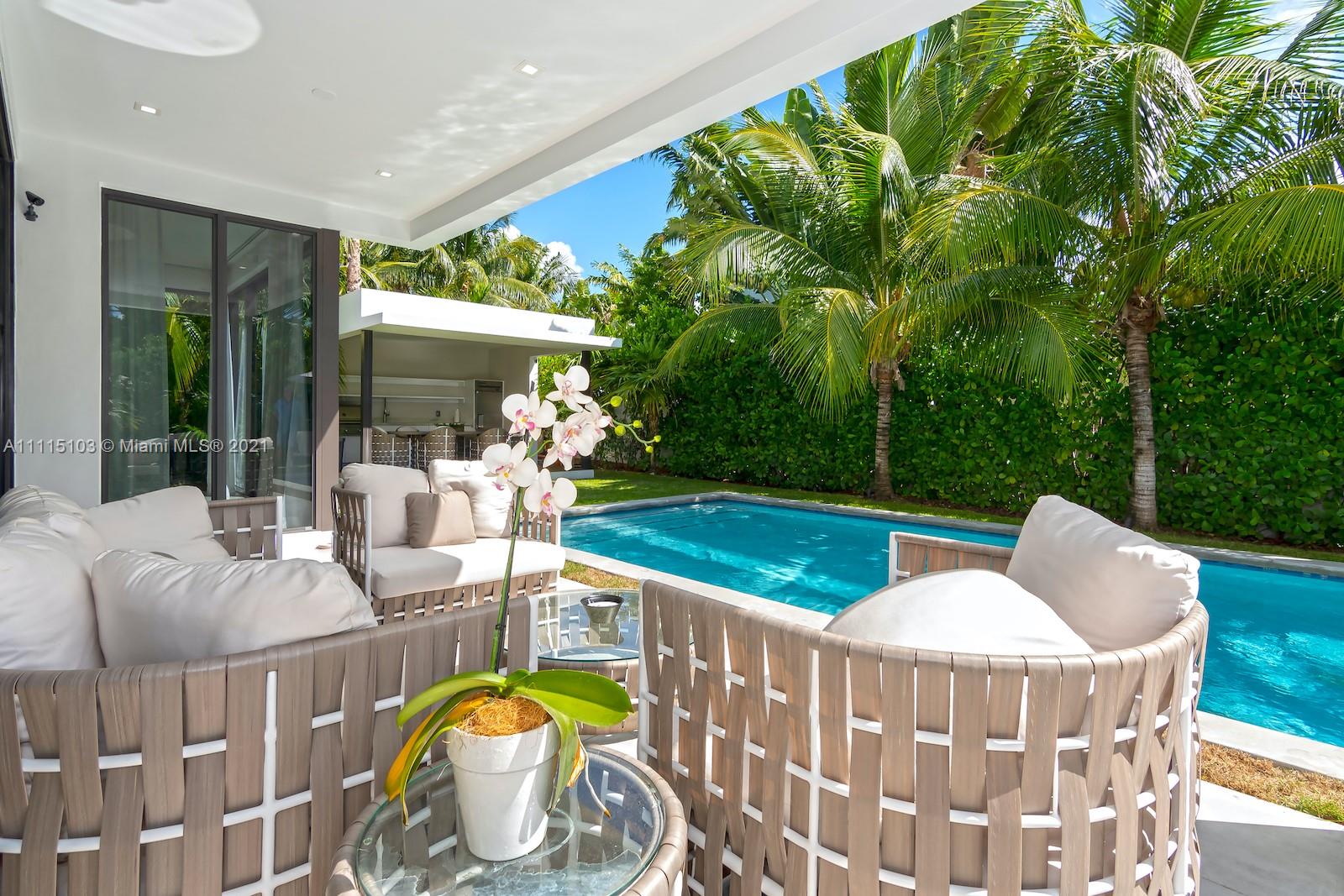 NAUTILUS EXTENSION 4TH - Residential