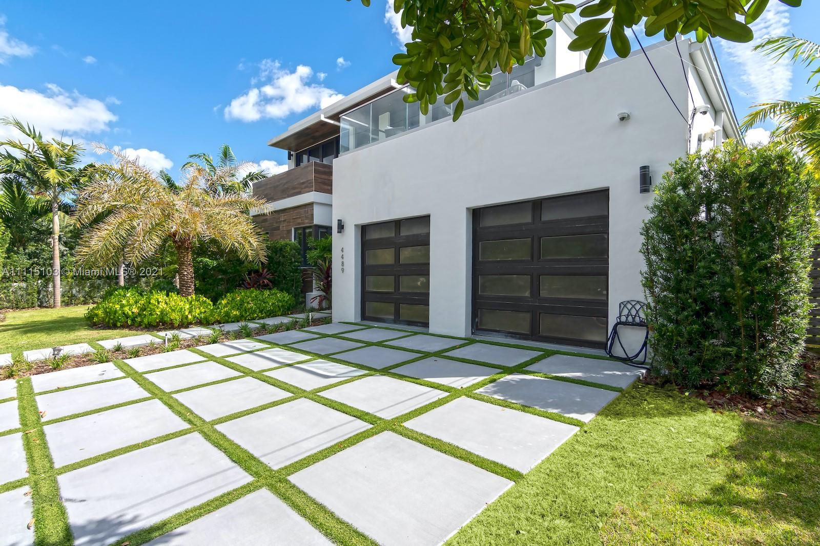 NAUTILUS EXTENSION 4TH - Residential