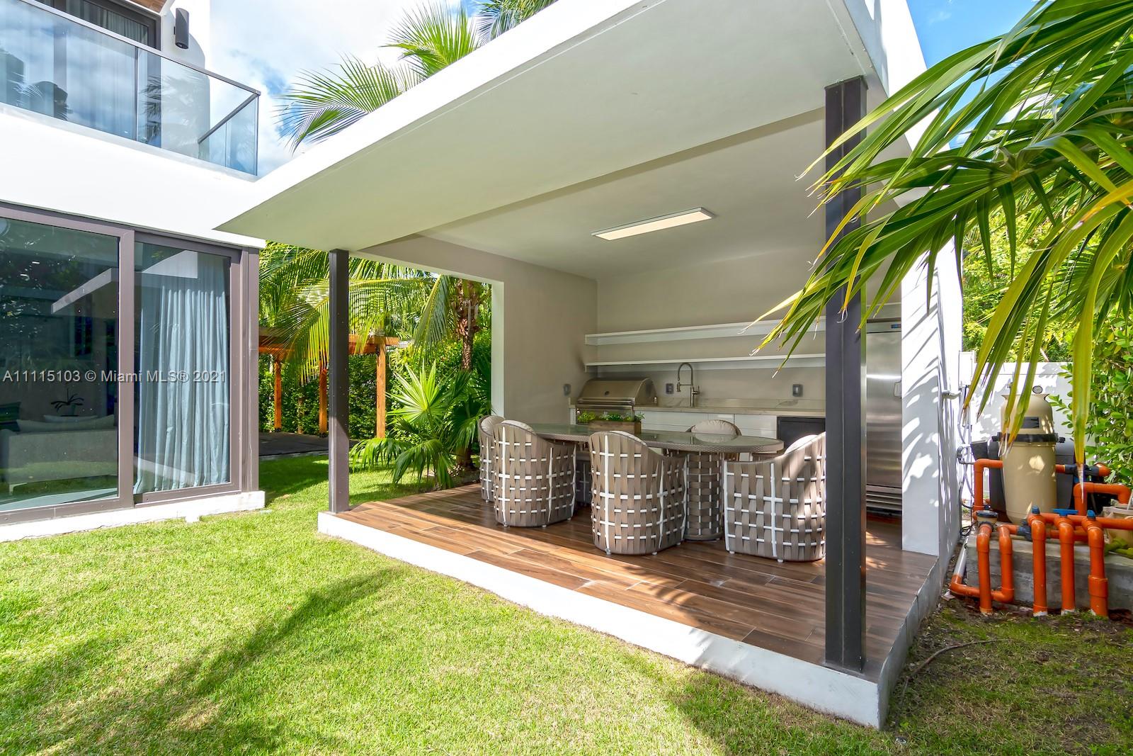 NAUTILUS EXTENSION 4TH - Residential