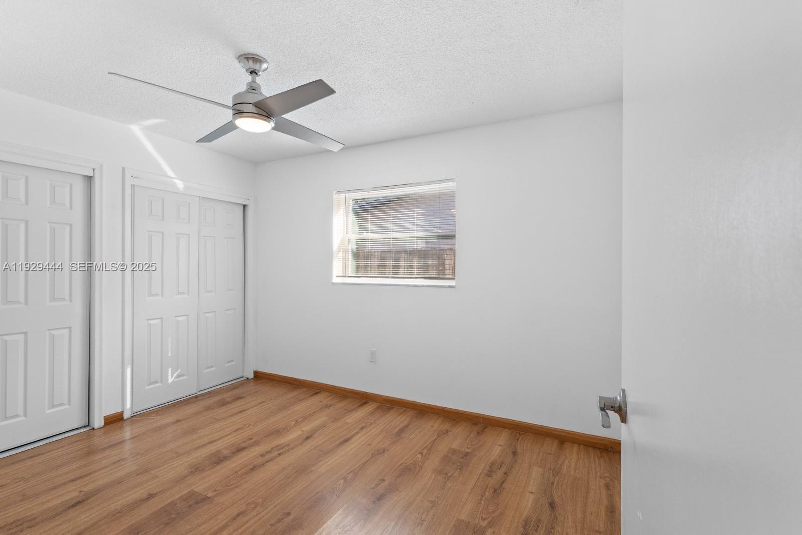 SUNRISE GOLF VILLAGE SEC - Residential Lease