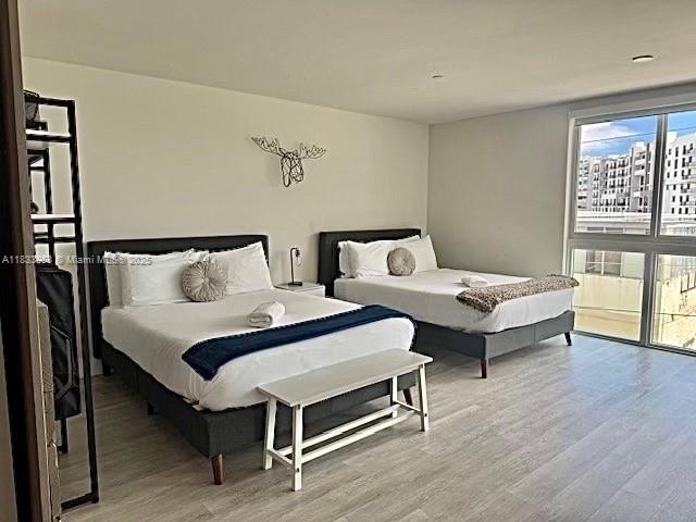 AVENTURA VILLAGE - Residential