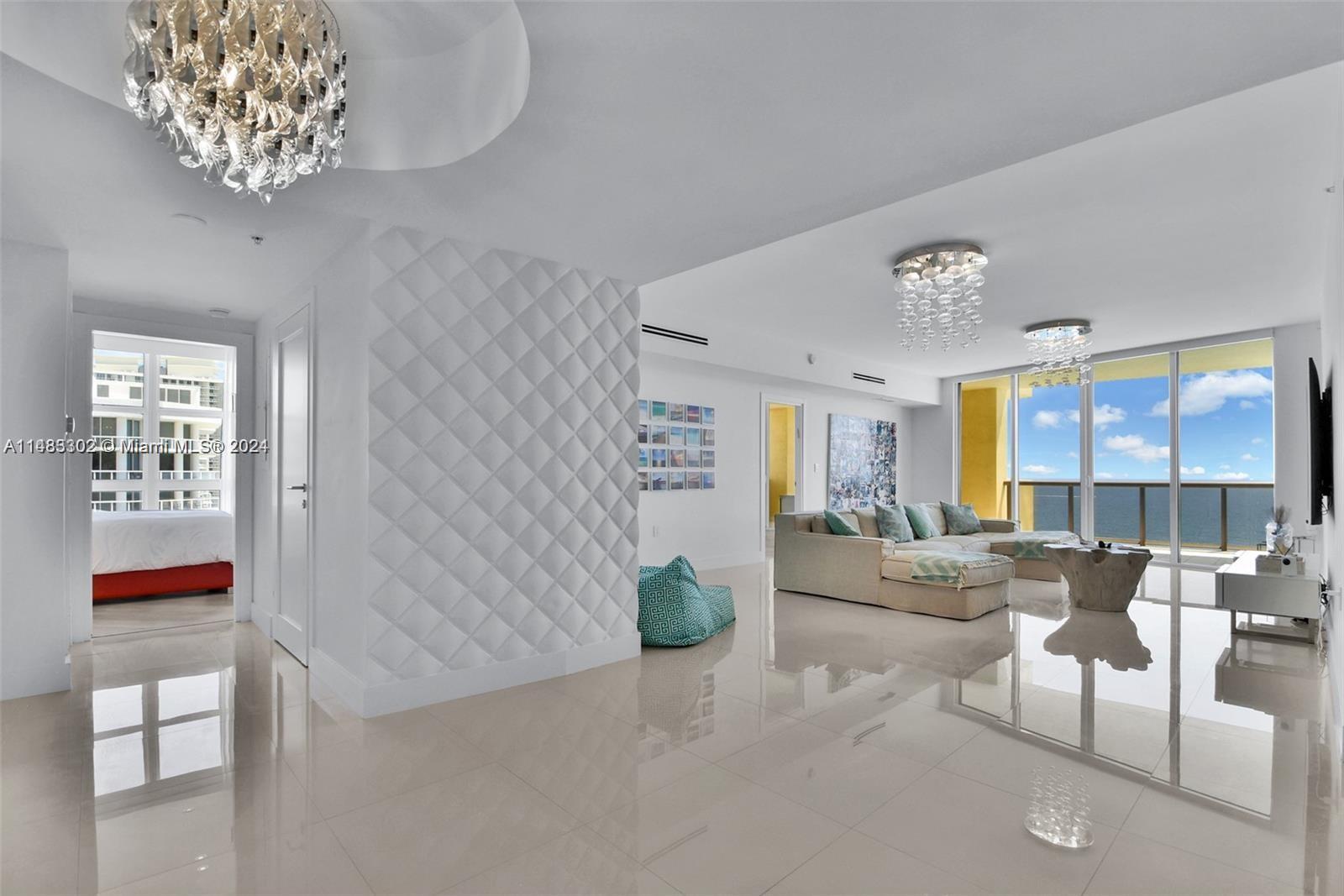 SAYAN CONDO - Residential