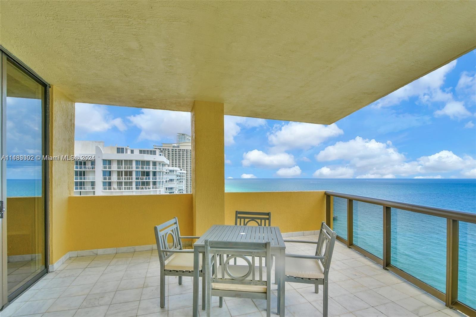 SAYAN CONDO - Residential