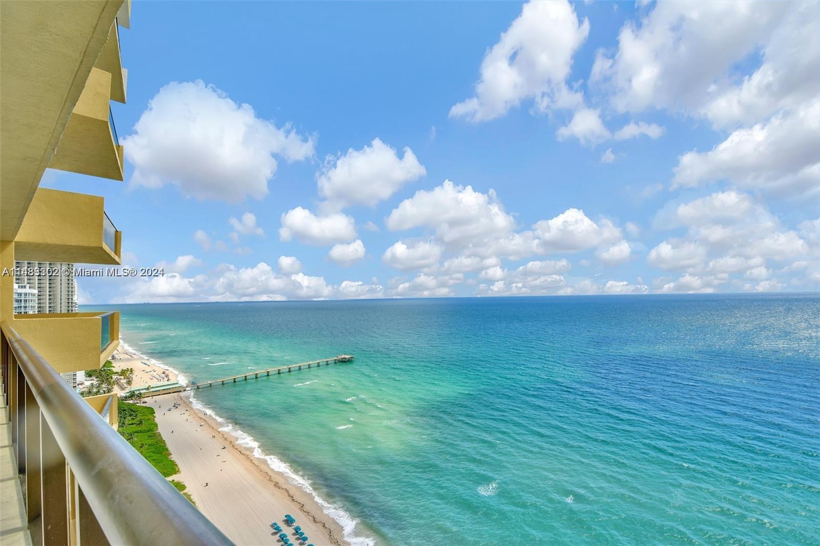 SAYAN CONDO - Residential