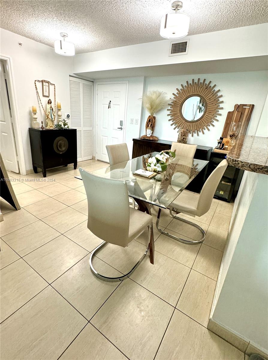THE MARK ON BRICKELL COND - Residential Lease