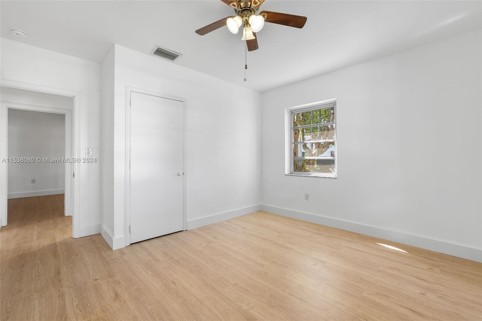 COUNTRY CLUB ESTATES SEC - Residential Lease