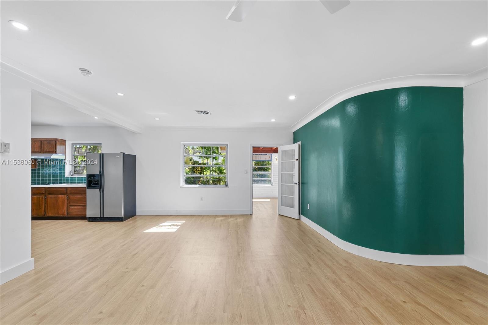COUNTRY CLUB ESTATES SEC - Residential Lease