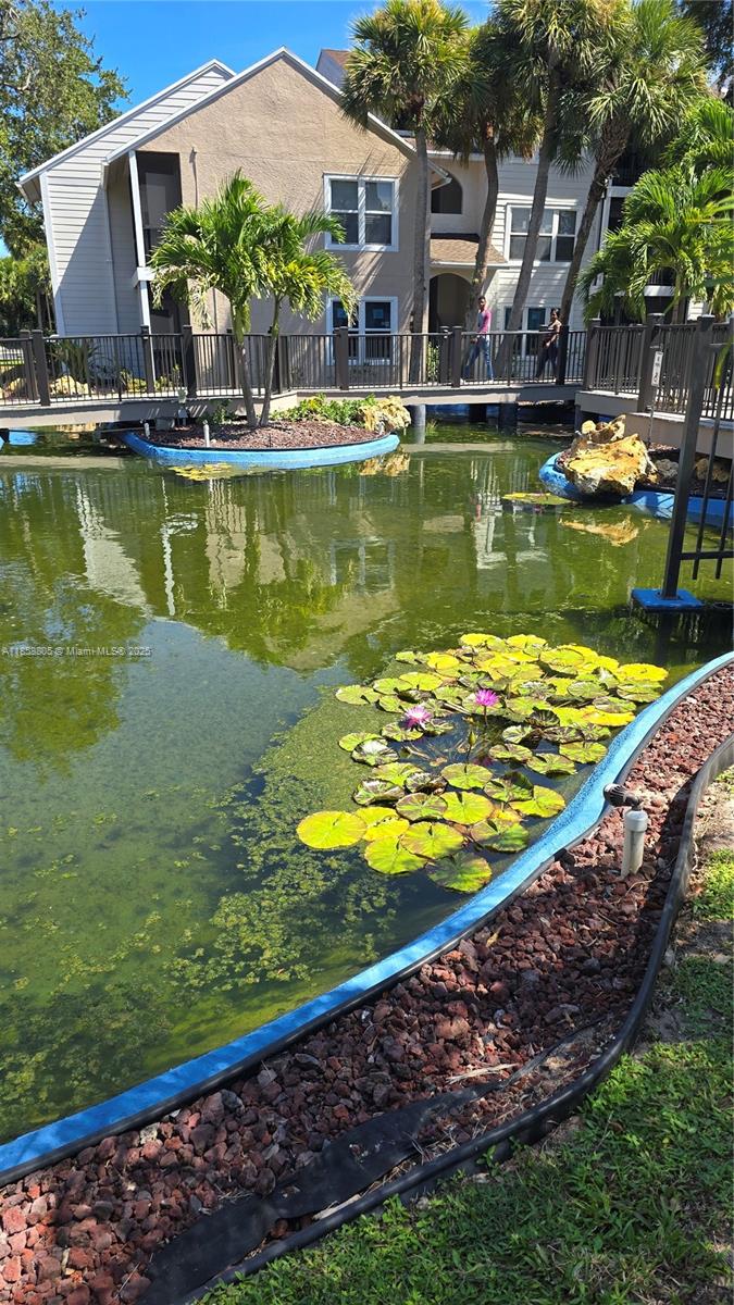 BOYNTON LANDINGS CONDO - Residential Lease