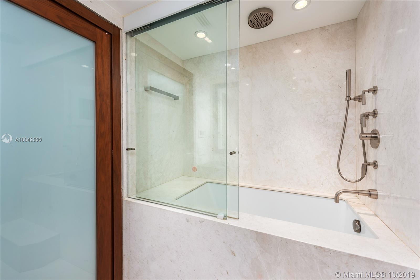 BLUE DIAMOND CONDO - Residential