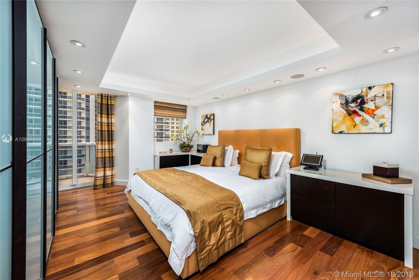 BLUE DIAMOND CONDO - Residential