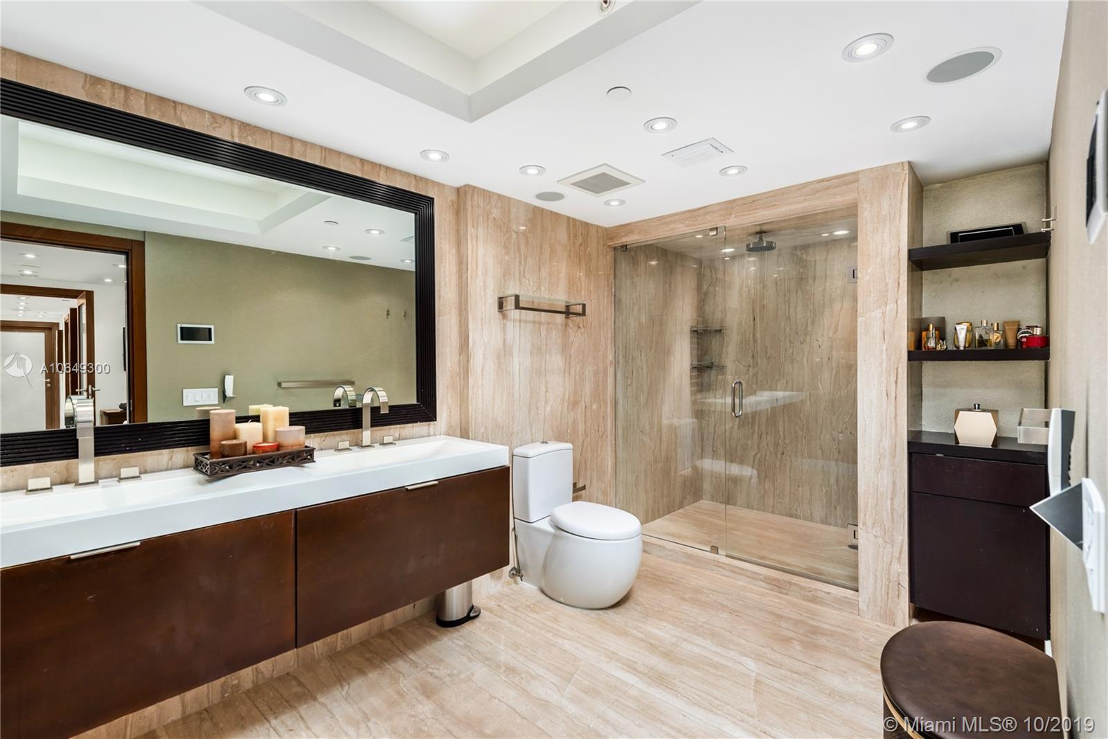 BLUE DIAMOND CONDO - Residential