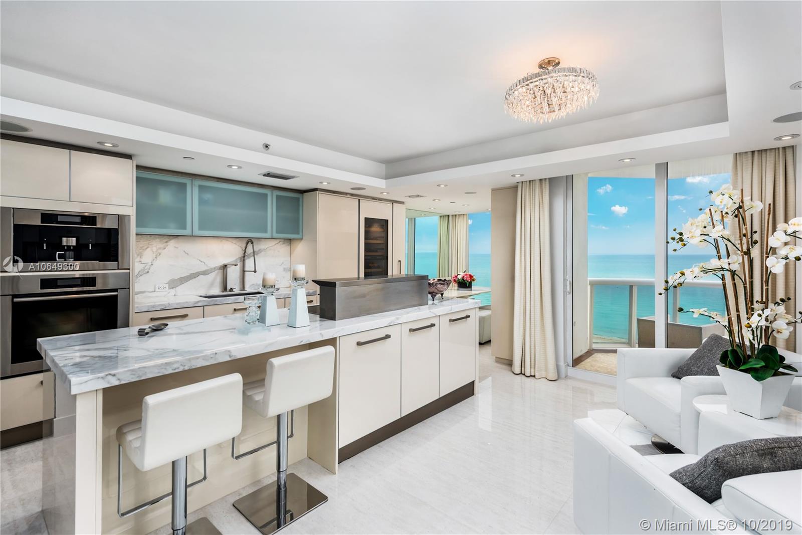 BLUE DIAMOND CONDO - Residential