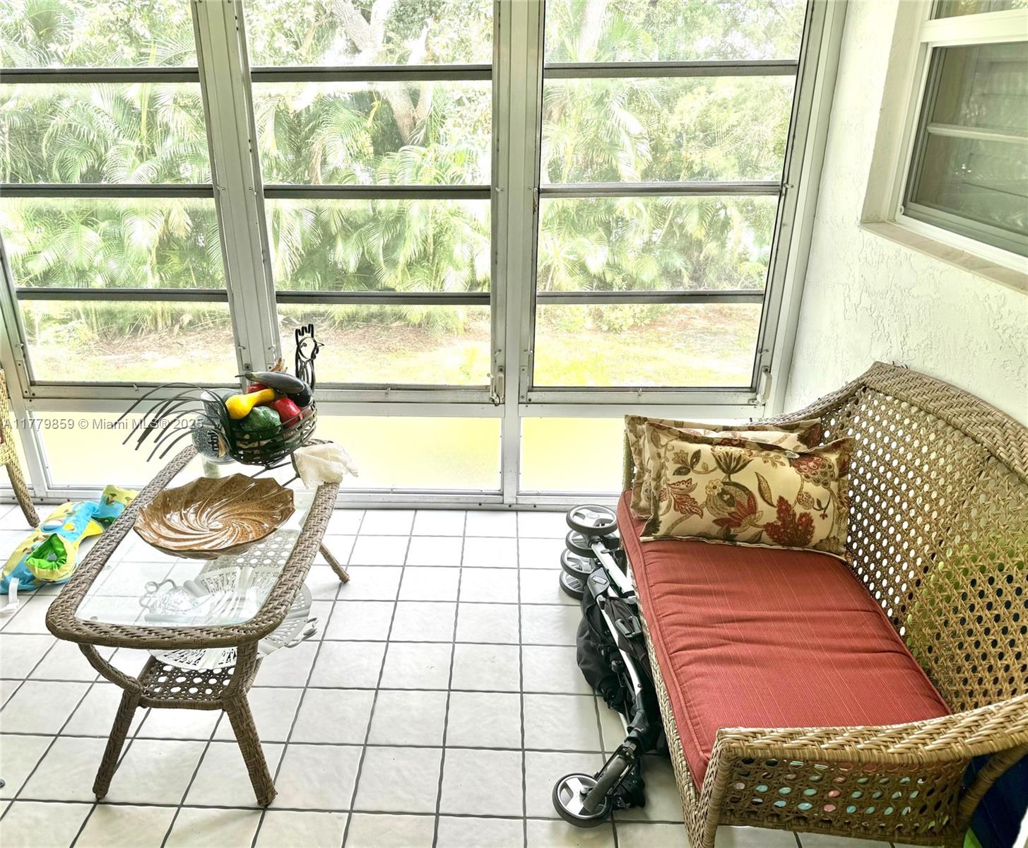 KINGSWOOD CONDO - Residential Lease