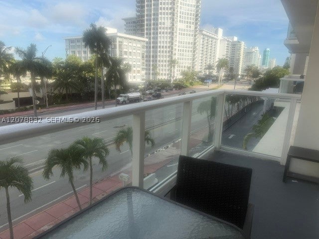5601 Collins Ave