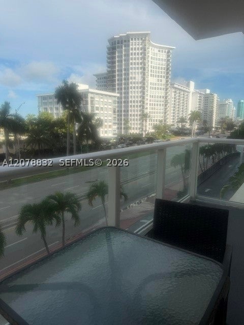 5601 Collins Ave 415, Miami Beach FL 33140