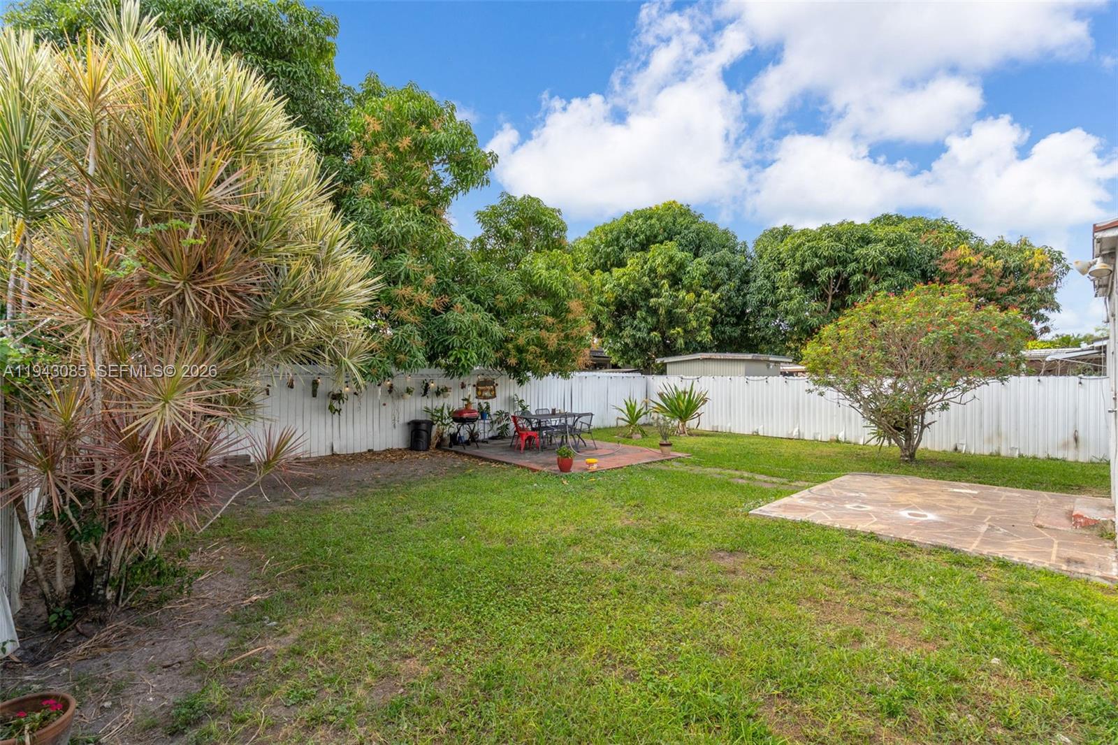 CORAL NOOK - Residential