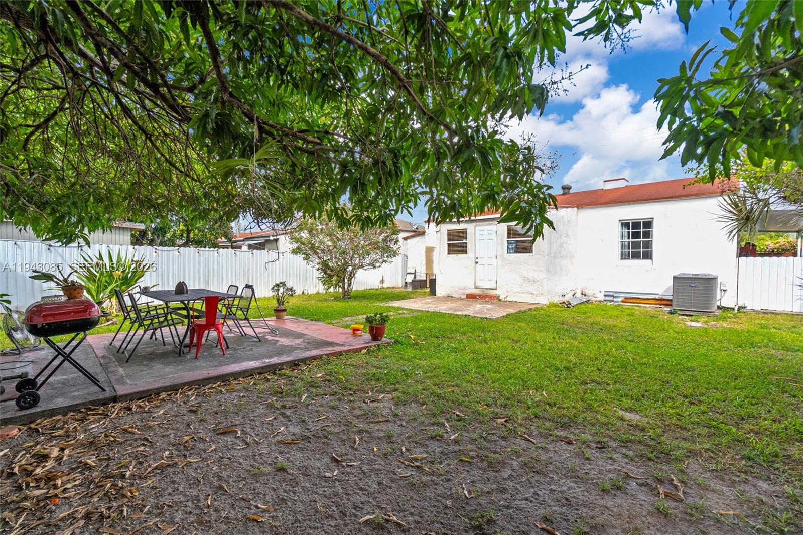 CORAL NOOK - Residential