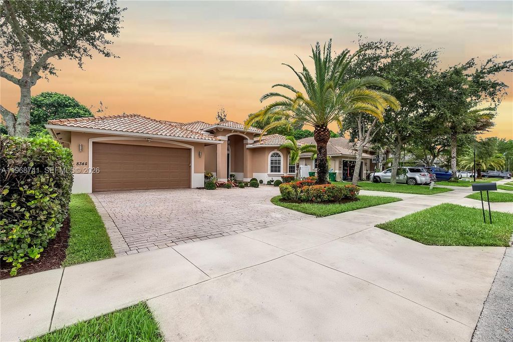 Photo of 8346 SW 51st St, Davie, FL 33328 (MLS # A11968741)