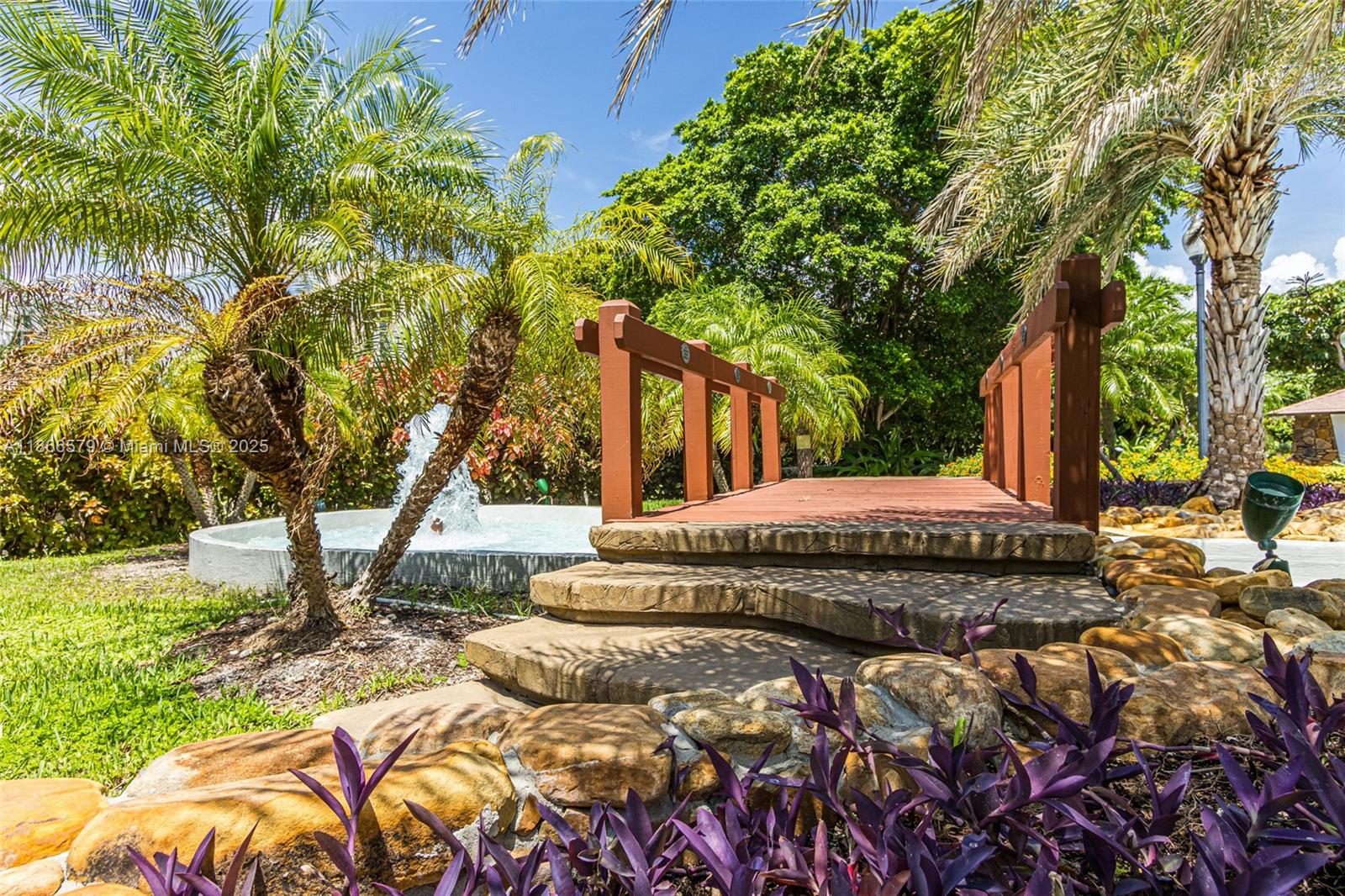 THE TOWERS OF QUAYSIDE CO - Residential