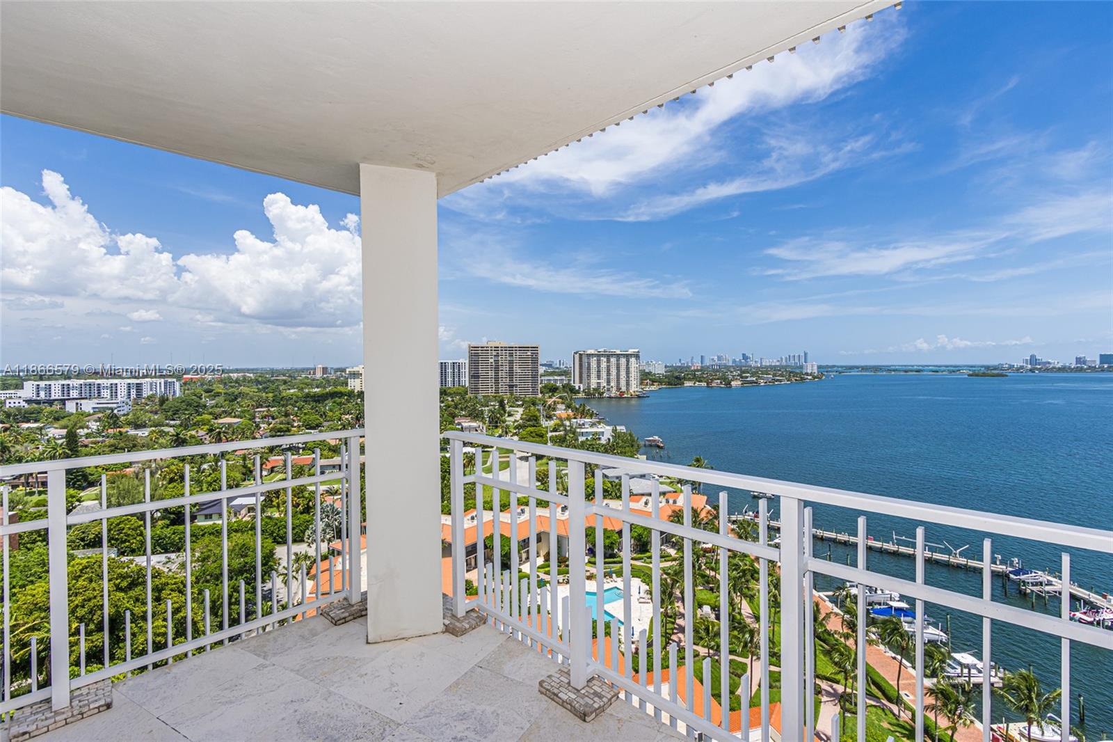 4000 Towerside Ter 1701
