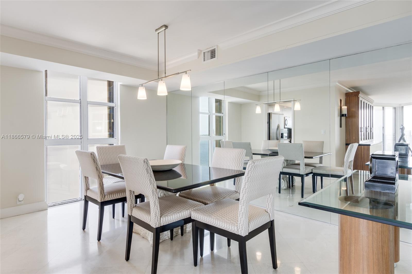 THE TOWERS OF QUAYSIDE CO - Residential