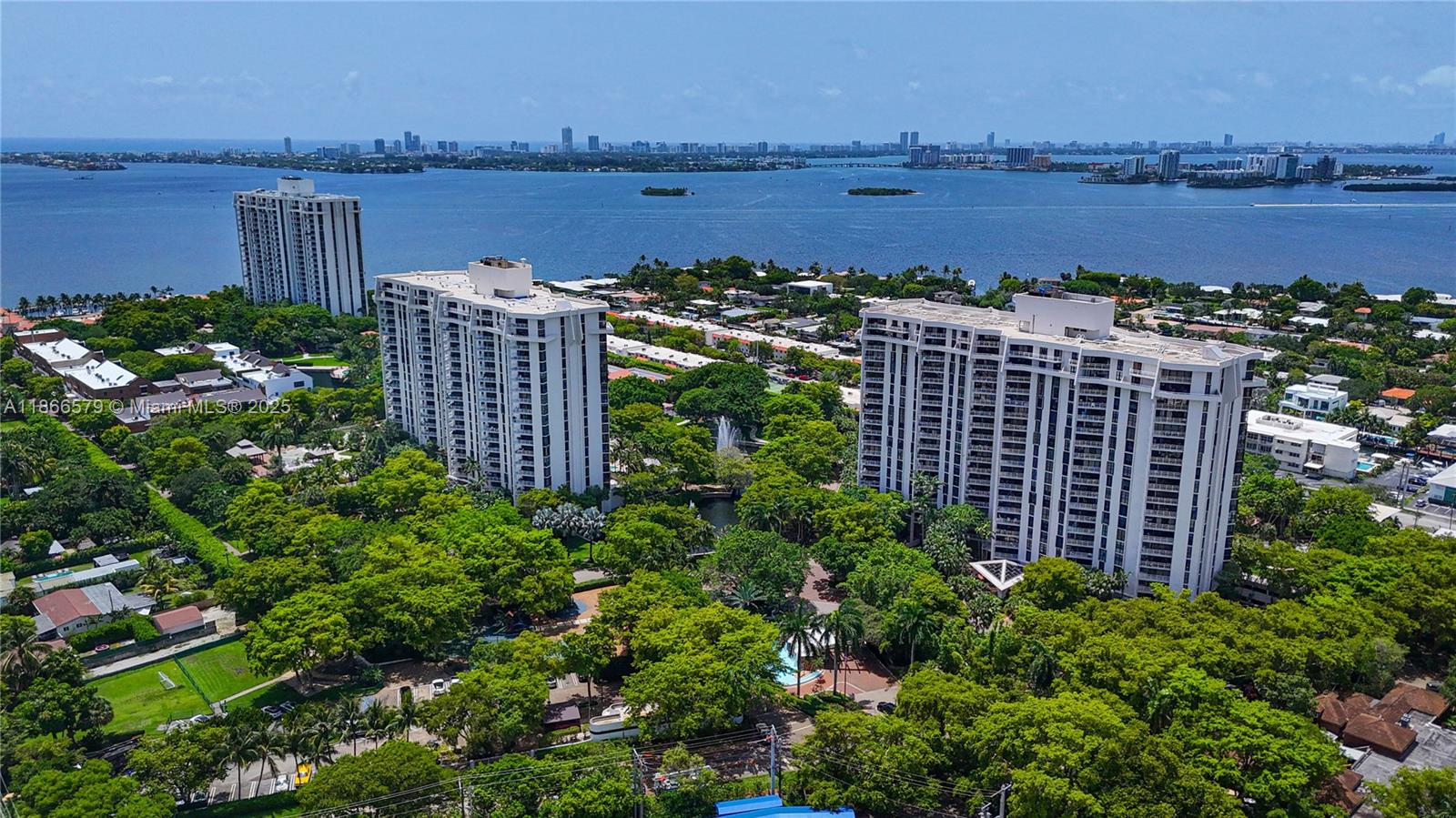 THE TOWERS OF QUAYSIDE CO - Residential