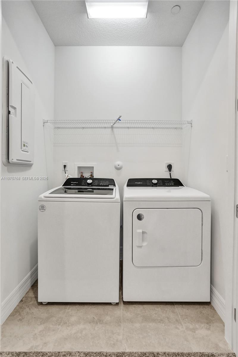 AMERICAN EXPRESS TRACT - Residential Lease