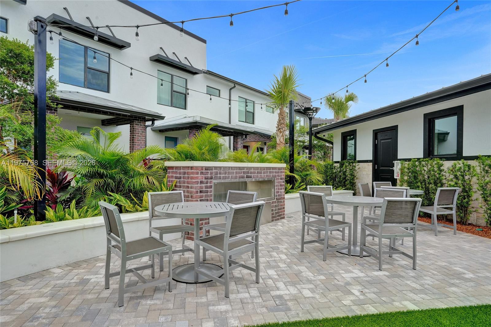 AMERICAN EXPRESS TRACT - Residential Lease