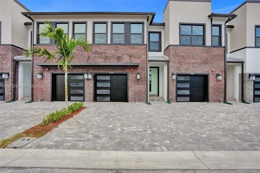 Photo of 8339 NW 7th Pl, Plantation, FL 33324 (MLS # A11975768)