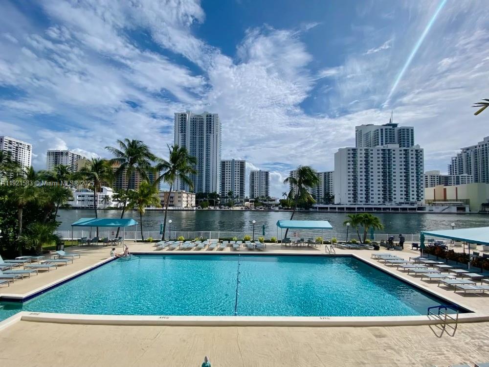 OCEANVIEW PARK CONDO - Residential