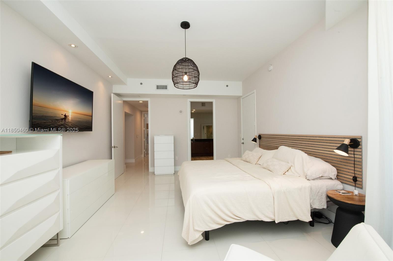 TDR TOWER II CONDO - Residential Lease