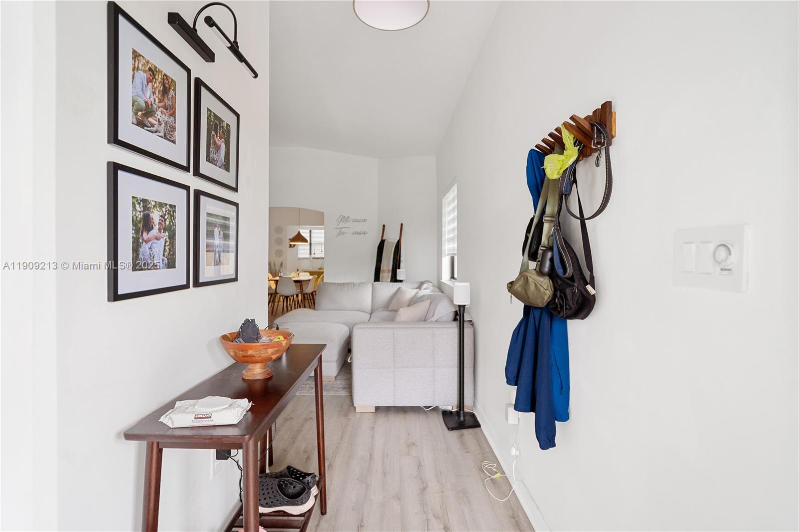 THE COURTS AT BAYSHORE II - Residential Lease