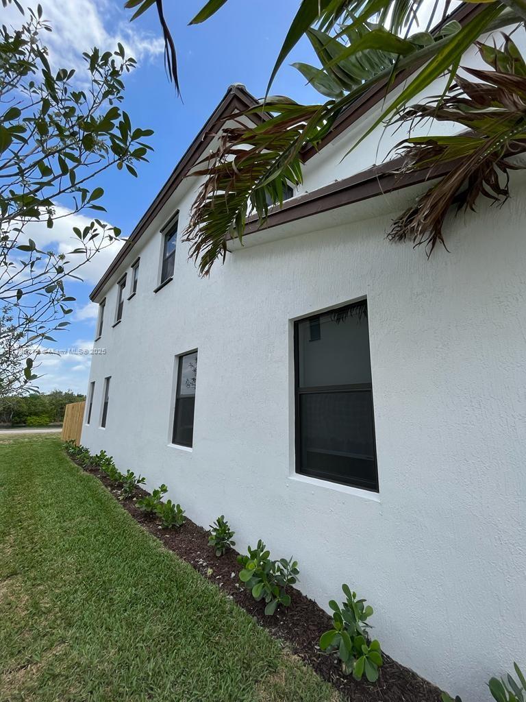 10025 SW 228th Ter 10025