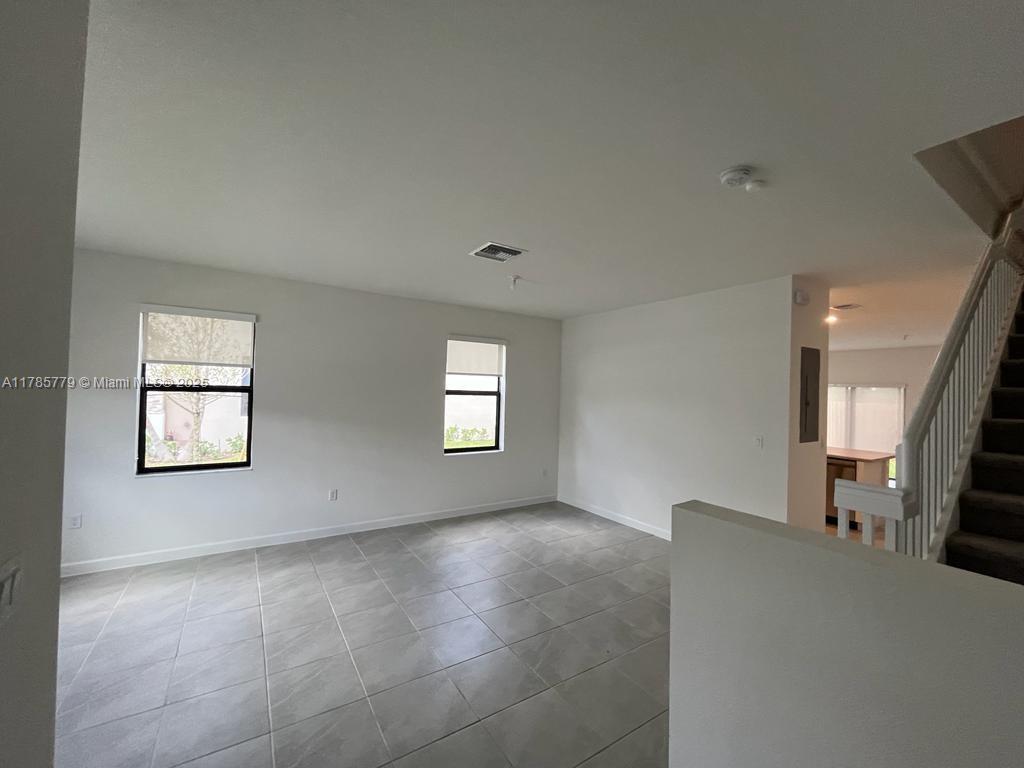 10025 SW 228th Ter 10025